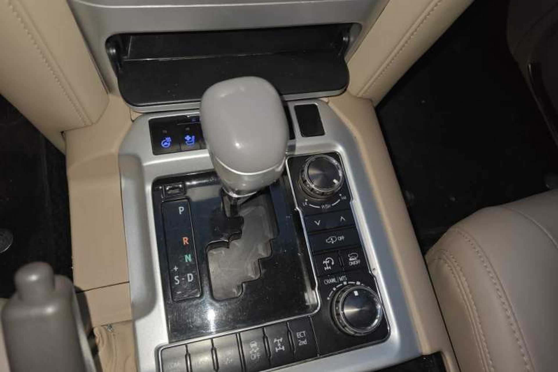 Used Toyota Land Cruiser  Gear Lever