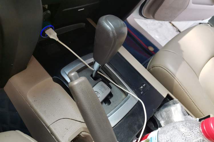 Used Toyota Land Cruiser 2014 4.0L Automatic Parallel Import Version 5 Seats Gear Lever