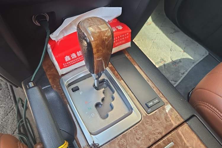 Used Toyota Land Cruiser  Gear Lever