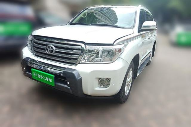 Used Toyota Land Cruiser 2014 Land Cruiser, 4.0L gasoline, 5 seats, automatic (parallel import)