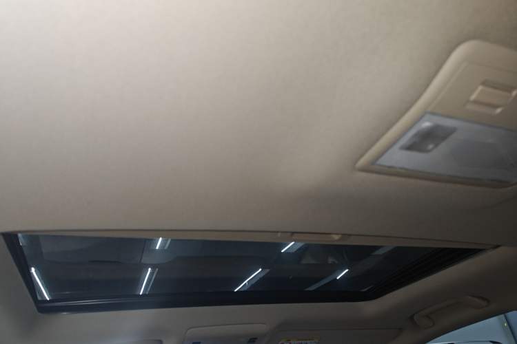 Used Toyota Land Cruiser 2014 4.0L Automatic Parallel Import Version Headliner