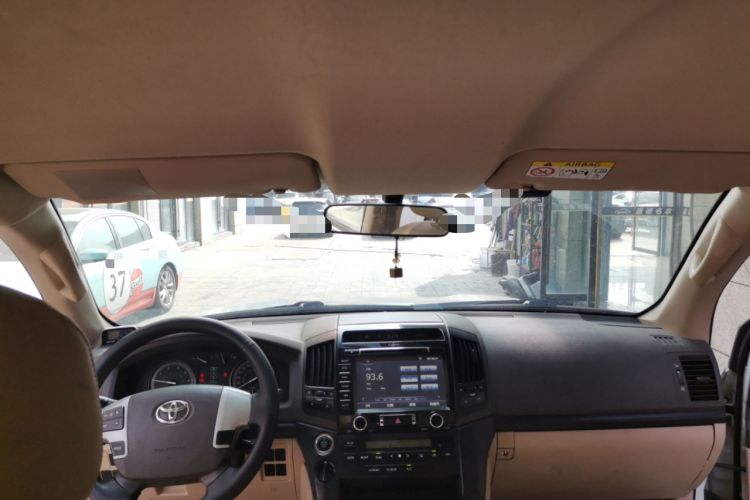Used Toyota Land Cruiser 2014 4.0L Automatic Parallel Import Version 5 Seats Headliner