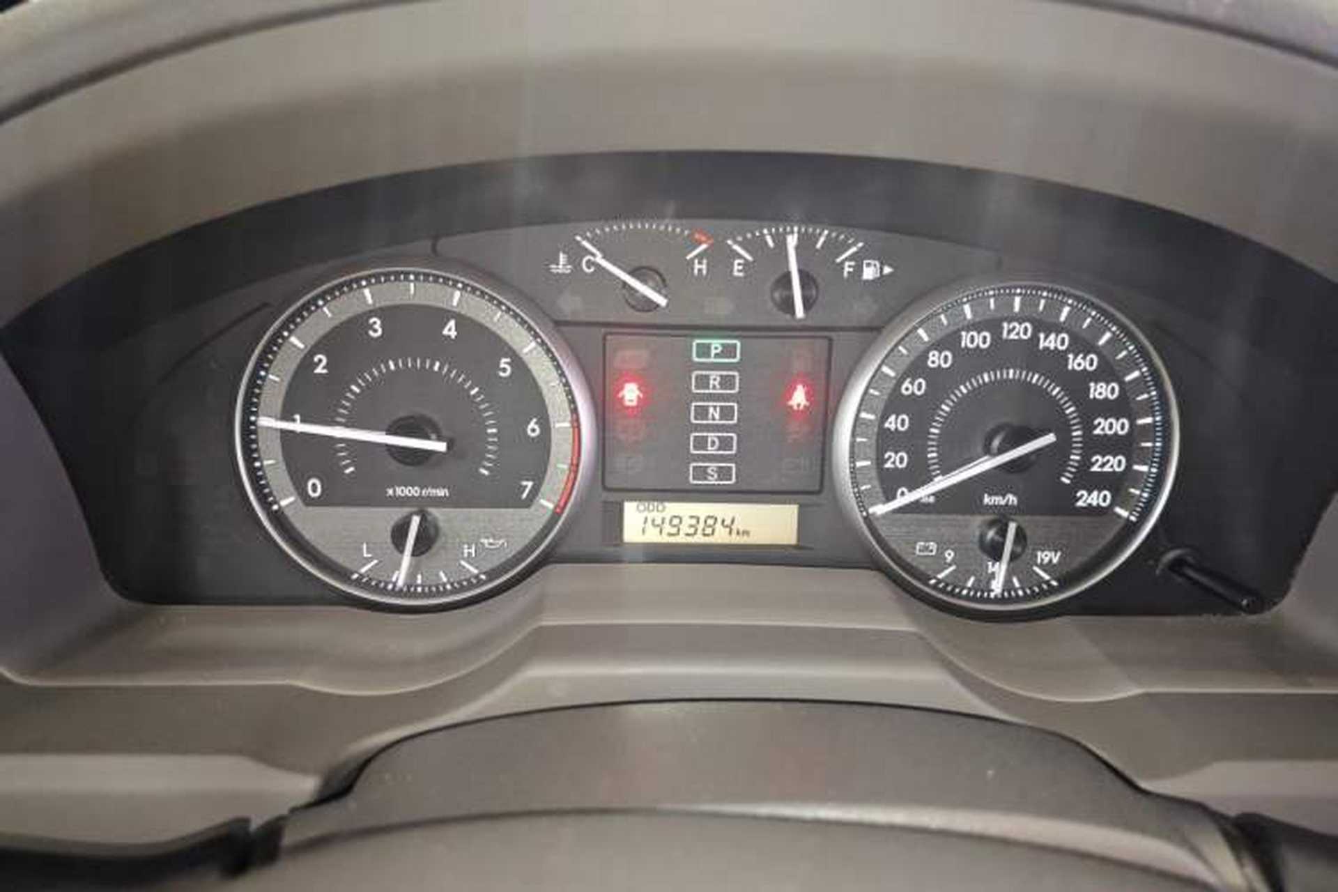 Used Toyota Land Cruiser  Instrument Cluster