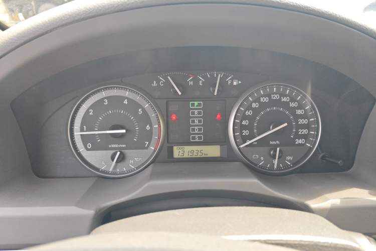 Used Toyota Land Cruiser  Instrument Cluster