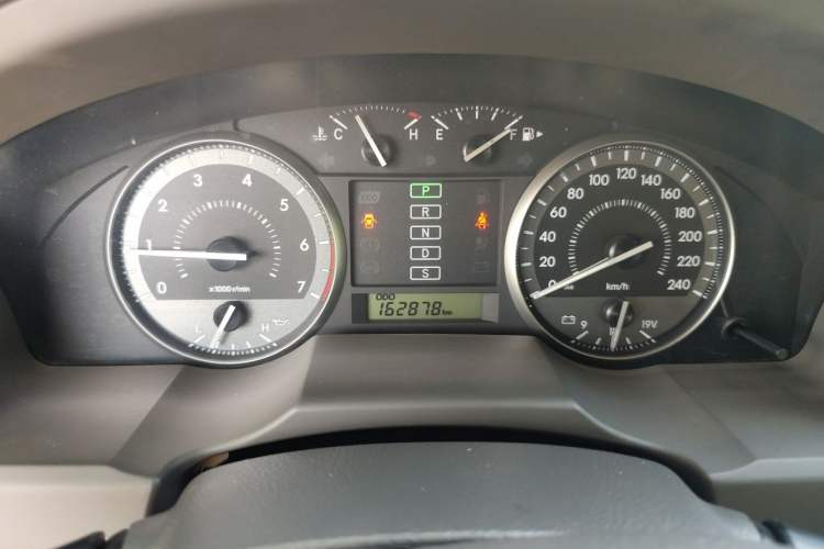 Used Toyota Land Cruiser  Instrument Cluster