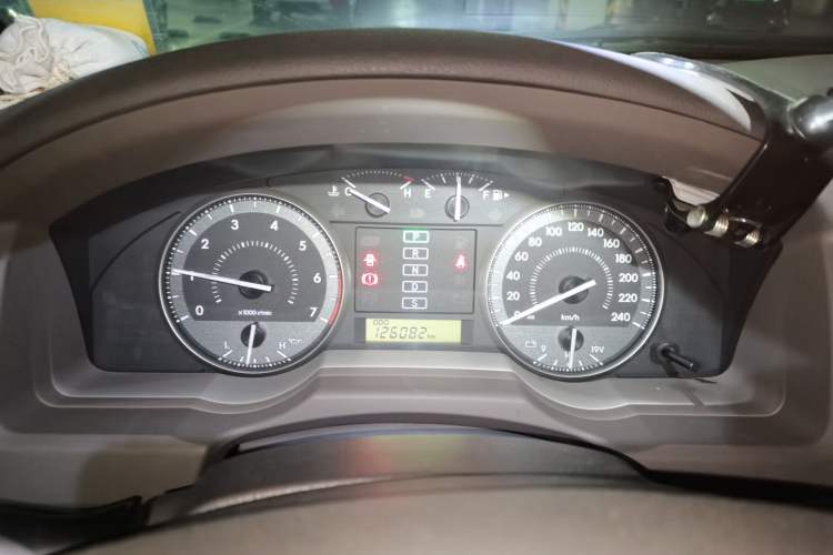 Used Toyota Land Cruiser  Instrument Cluster