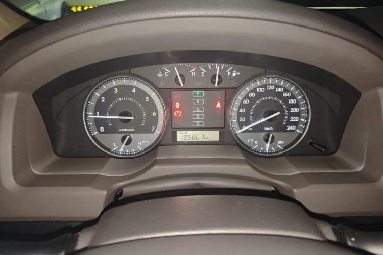 Used Toyota Land Cruiser  Instrument Cluster