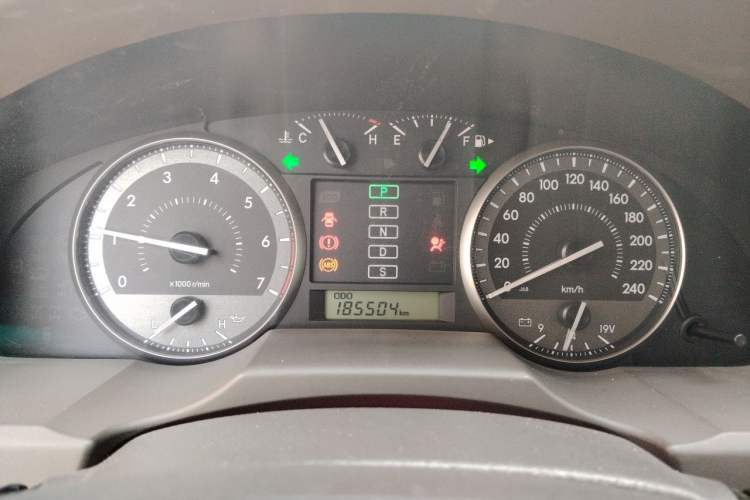 Used Toyota Land Cruiser 2014 4.0L Automatic Parallel Import Version 5 Seats Instrument Cluster
