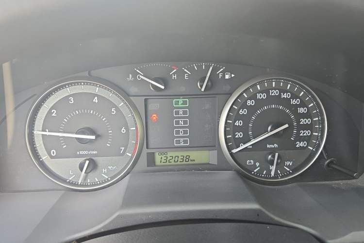 Used Toyota Land Cruiser  Instrument Cluster