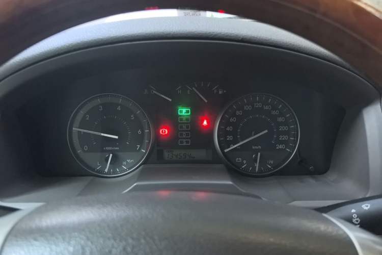 Used Toyota Land Cruiser  Instrument Cluster