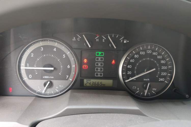 Used Toyota Land Cruiser  Instrument Cluster