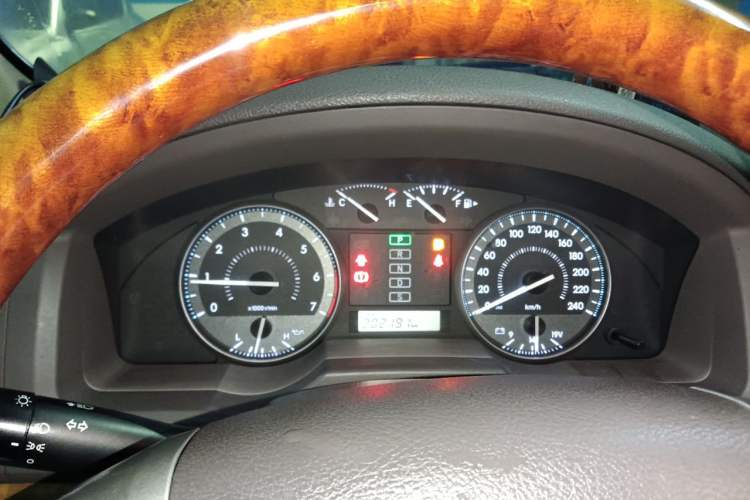 Used Toyota Land Cruiser  Instrument Cluster