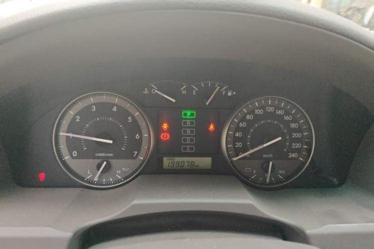 Used Toyota Land Cruiser  Instrument Cluster