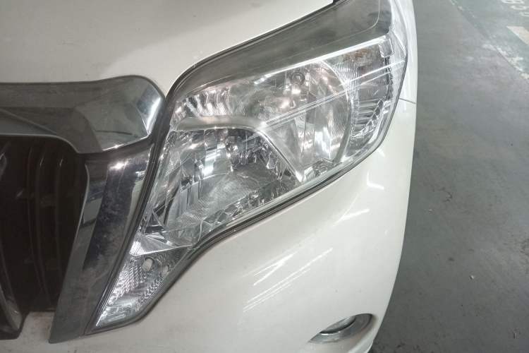 Used Toyota Land Cruiser 2014 4.0L Automatic Parallel Import Version Left Front Headlight