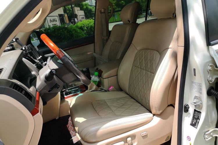 Used Toyota Land Cruiser 2014 4.0L Automatic Parallel Import Version Left Front Seat