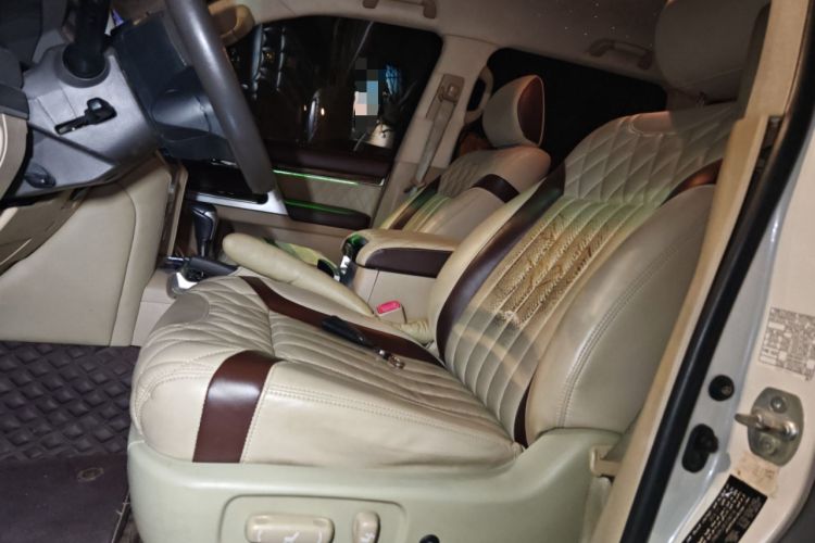 Used Toyota Land Cruiser 2014 4.0L Automatic Parallel Import Version 5 Seats Left Front Seat