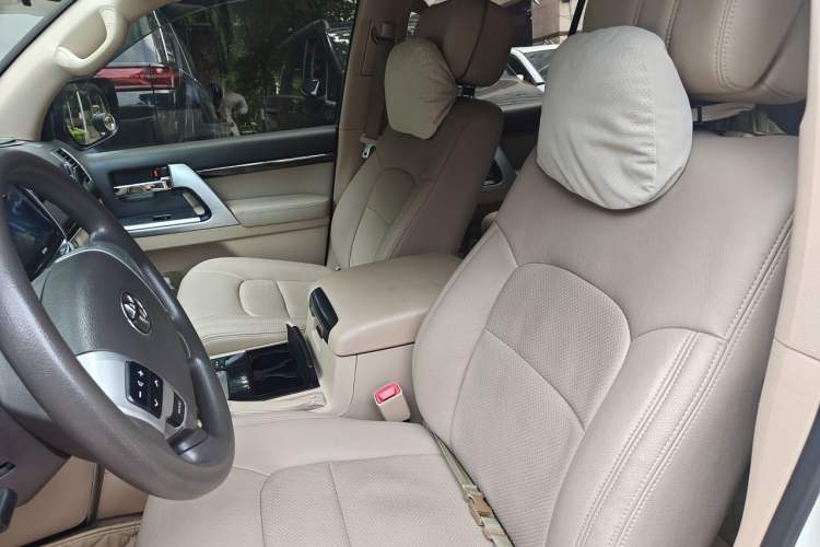 Used Toyota Land Cruiser  Left Front Seat