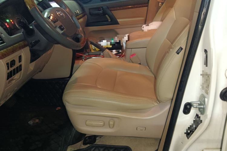 Used Toyota Land Cruiser  Left Front Seat