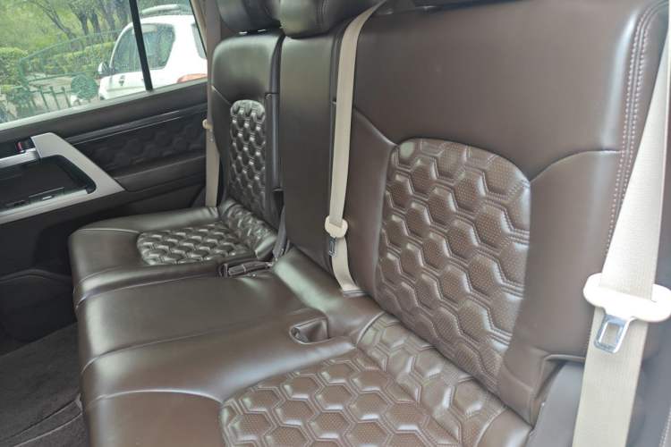 Used Toyota Land Cruiser  Left Rear Seat