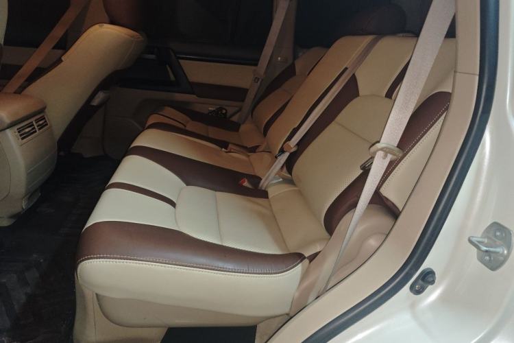 Used Toyota Land Cruiser  Left Rear Seat