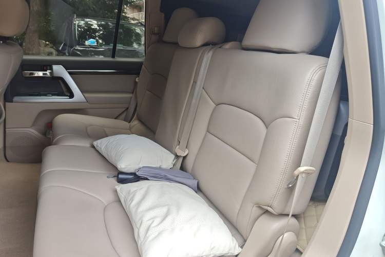 Used Toyota Land Cruiser  Left Rear Seat