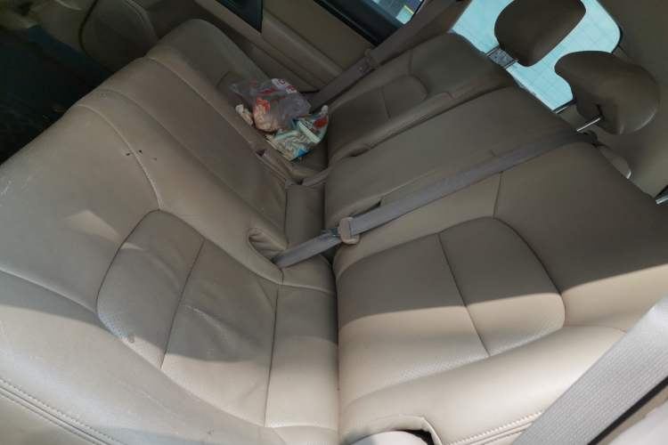 Used Toyota Land Cruiser 2014 4.0L Automatic Parallel Import Version 5 Seats Left Rear Seat