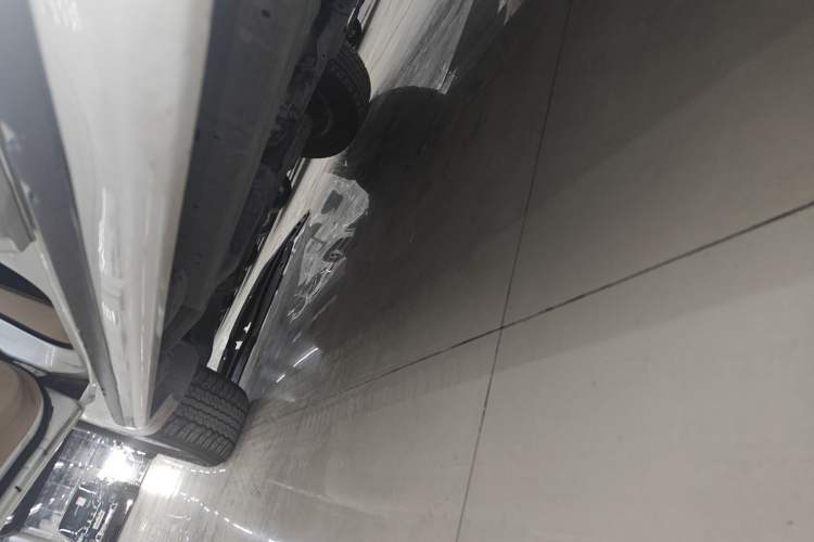 Used Toyota Land Cruiser 2014 4.0L Automatic Parallel Import Version Left Side Sill