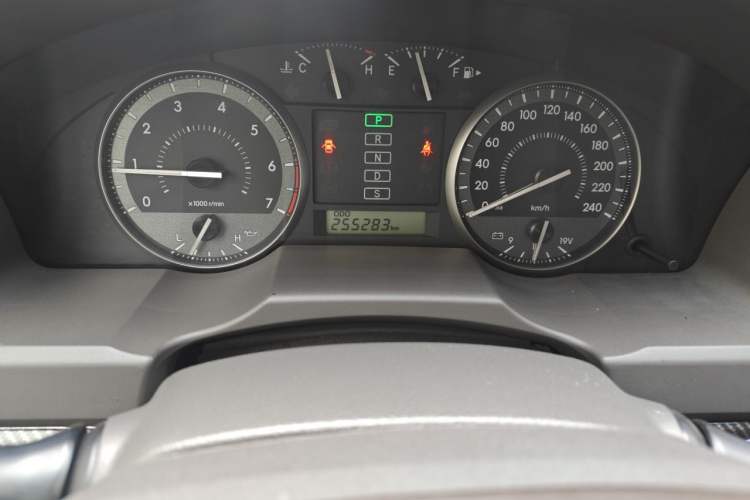 Used Toyota Land Cruiser  Odometer Close Up