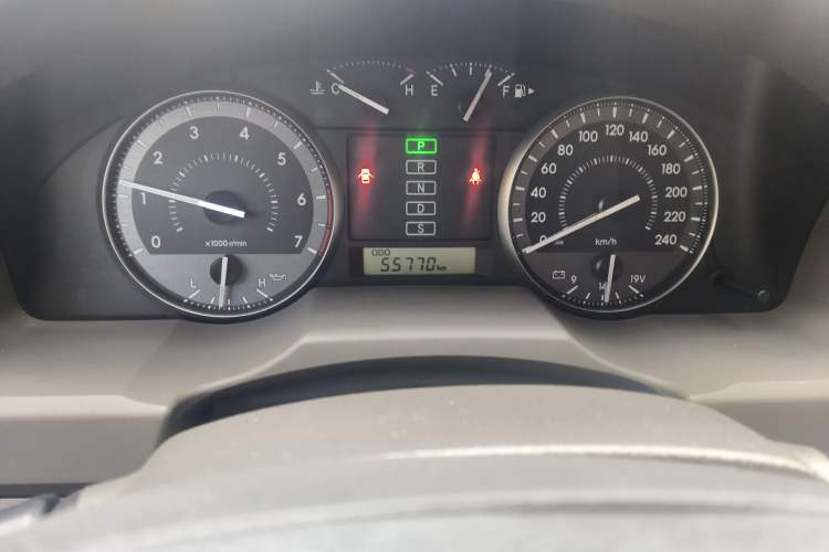 Used Toyota Land Cruiser 2014 4.0L Automatic Parallel Import Version 5 Seats Odometer Close Up