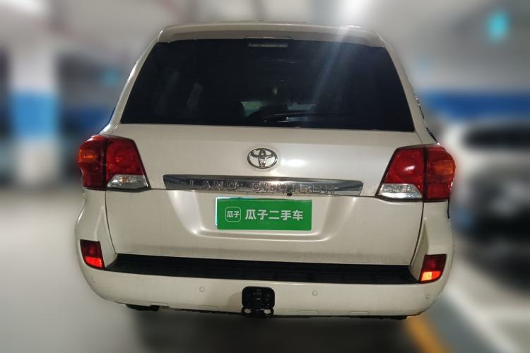 Used Toyota Land Cruiser  Rear