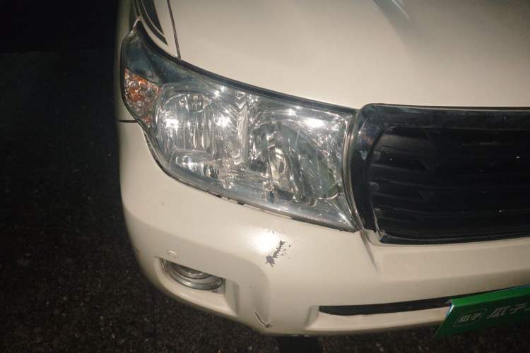 Used Toyota Land Cruiser  Right Front Headlight