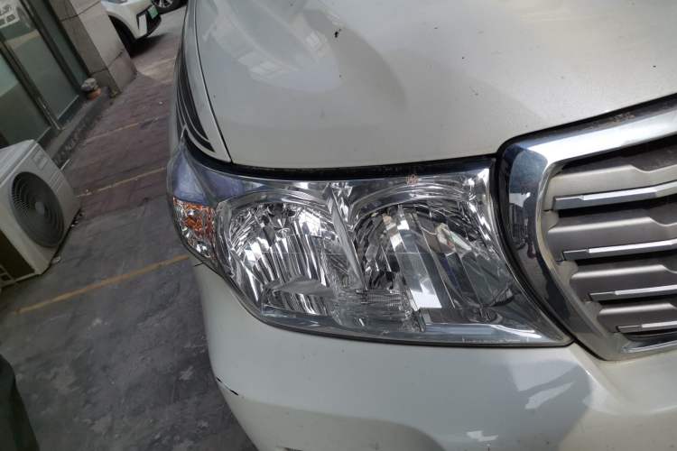 Used Toyota Land Cruiser 2014 4.0L Automatic Parallel Import Version 5 Seats Right Front Headlight