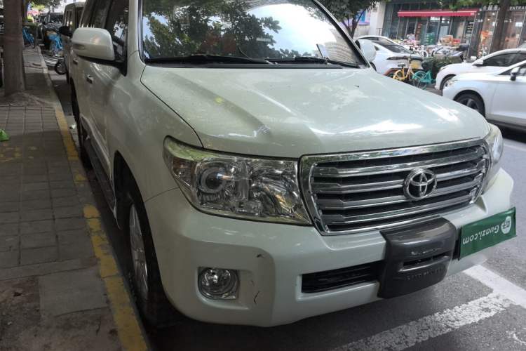 Used Toyota Land Cruiser  Right Front Headlight