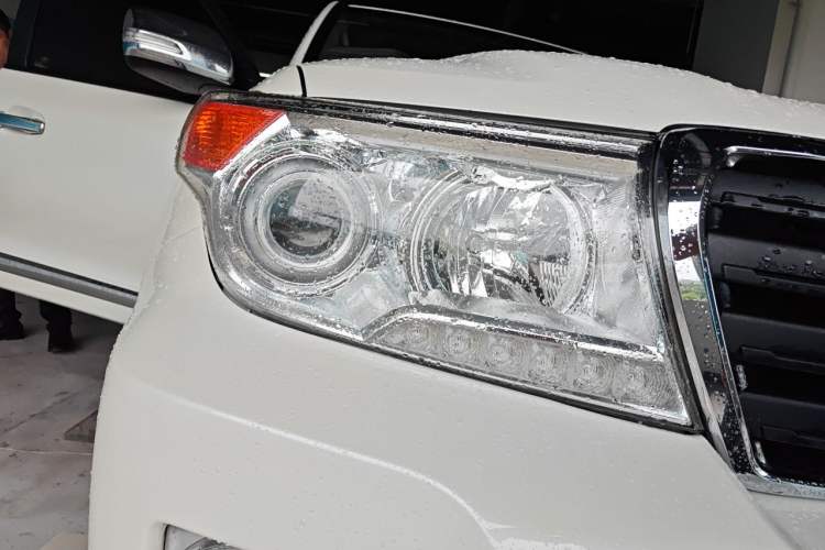 Used Toyota Land Cruiser 2014 4.0L Automatic Parallel Import Version Right Front Headlight