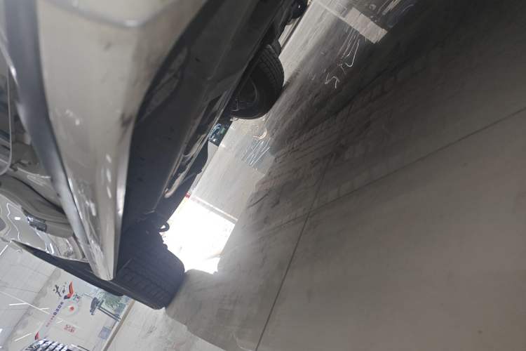 Used Toyota Land Cruiser 2014 4.0L Automatic Parallel Import Version Right Side Sill