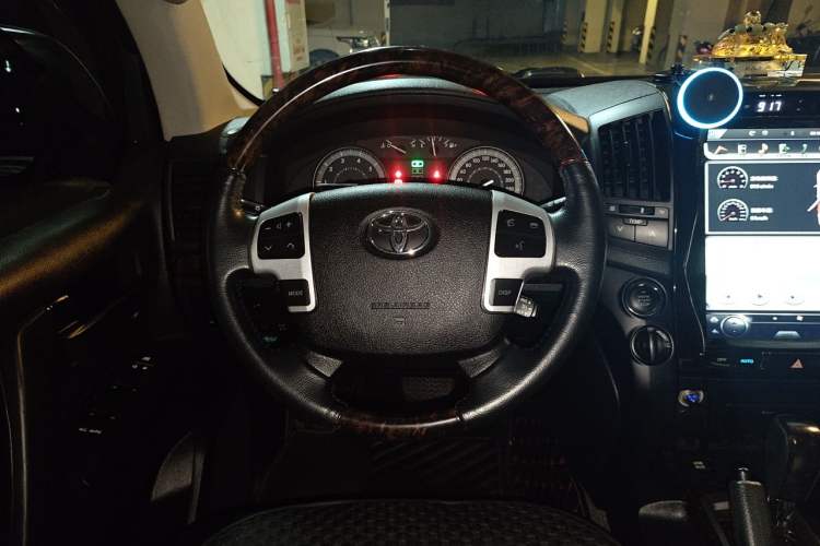 Used Toyota Land Cruiser  Steering Wheel