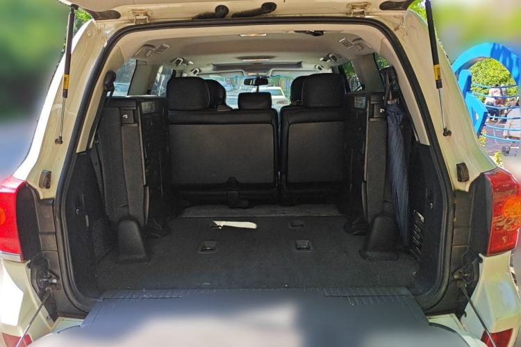 Used Toyota Land Cruiser  Trunk