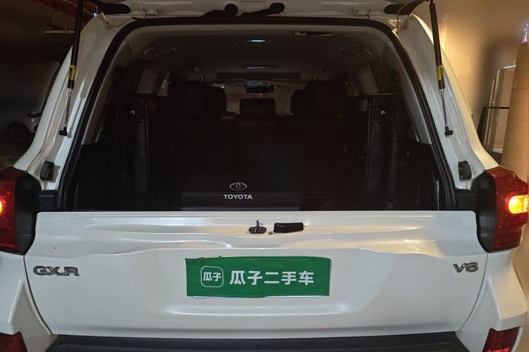 Used Toyota Land Cruiser  Trunk