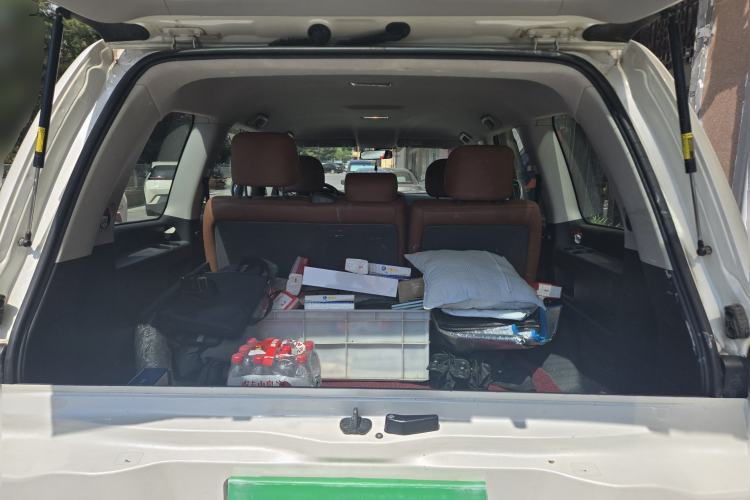 Used Toyota Land Cruiser  Trunk