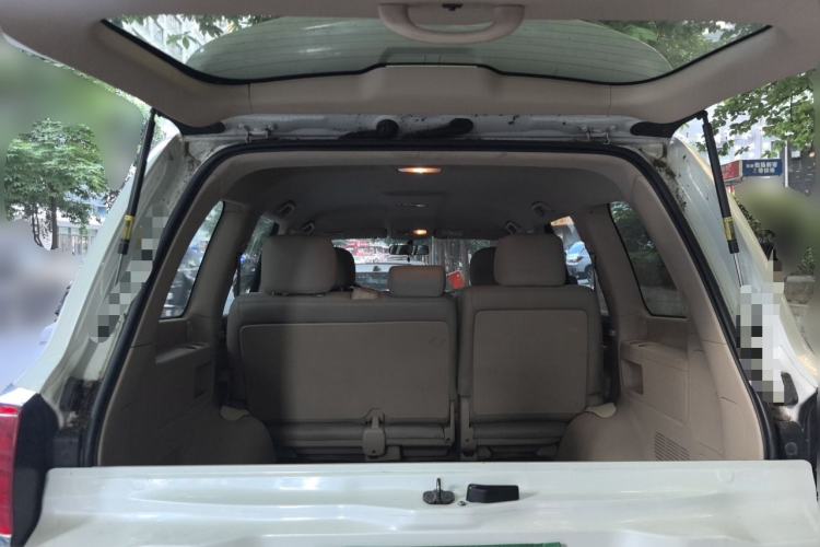Used Toyota Land Cruiser  Trunk