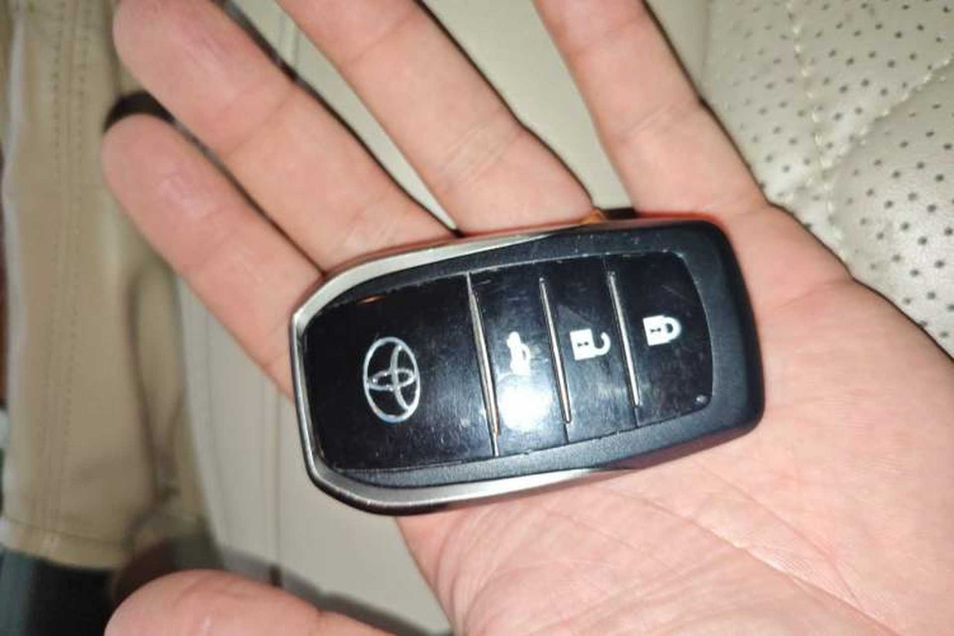 Used Toyota Land Cruiser  Vehicle Key