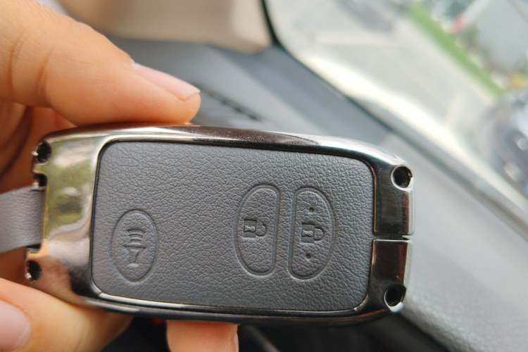 Used Toyota Land Cruiser  Vehicle Key
