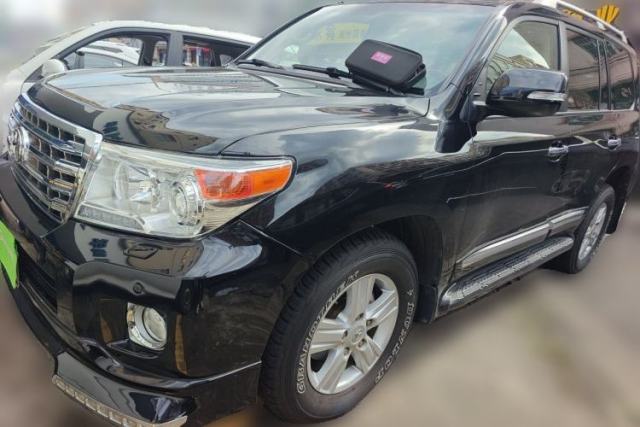 Toyota Land Cruiser 2015 4.0L V6 Middle East Limited Edition usado
