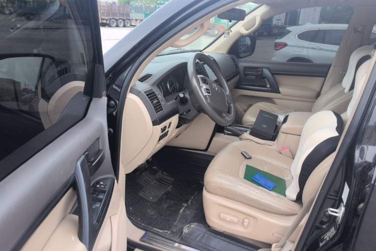 Used Toyota Land Cruiser  Driver Seat