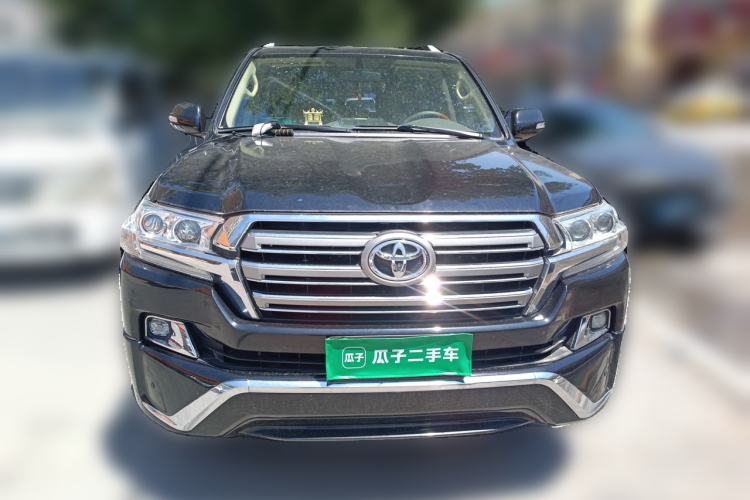 Used Toyota Land Cruiser  Front
