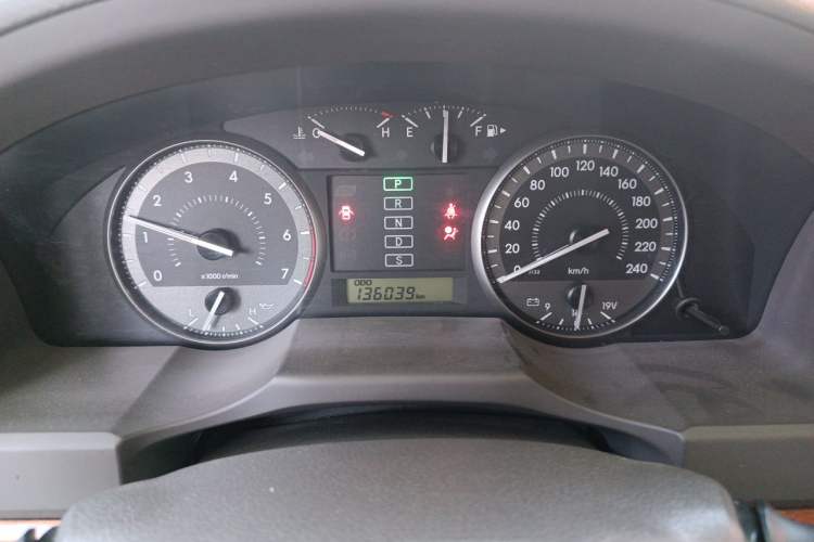 Used Toyota Land Cruiser  Instrument Cluster