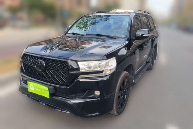 Used Toyota Land Cruiser 2015 4.0L V6 Middle East Low-Trim Version