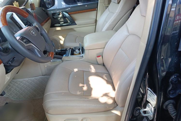 Used Toyota Land Cruiser  Left Front Seat