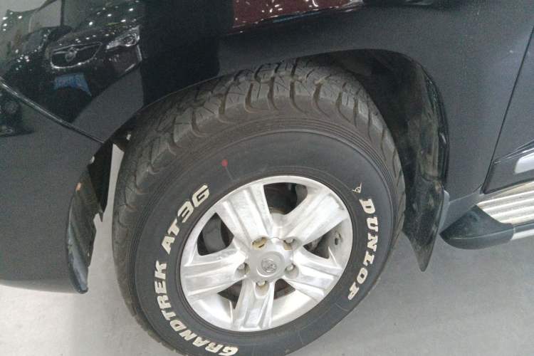 Used Toyota Land Cruiser 2015 4.0L GX-R U.S. Specification Left Front Wheel Hub