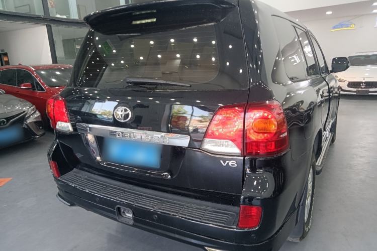 Used Toyota Land Cruiser 2015 4.0L GX-R U.S. Specification Rear Right 45 Deg